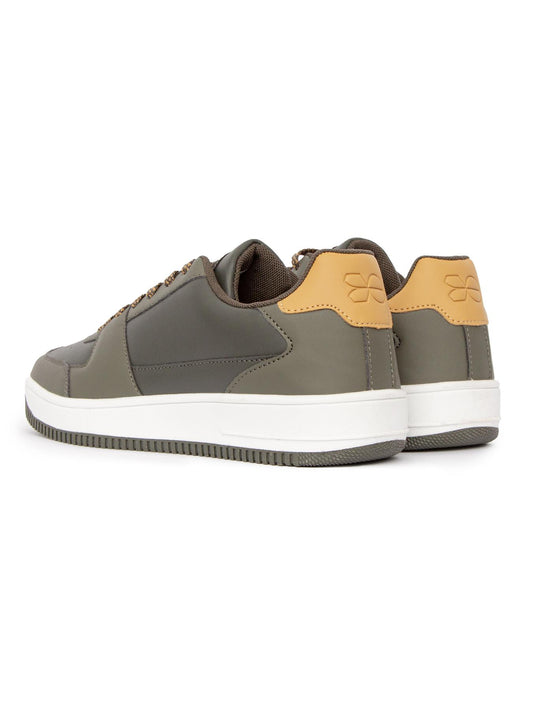 Toribio Trainers Olive